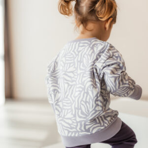 Sweatshirt "Mika" lavender – Bild 5